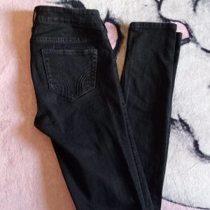 Black Hollister Size 1 Skinny Jeans
